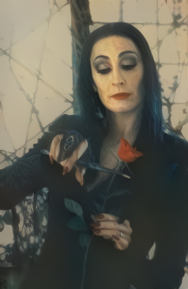 Morticia 