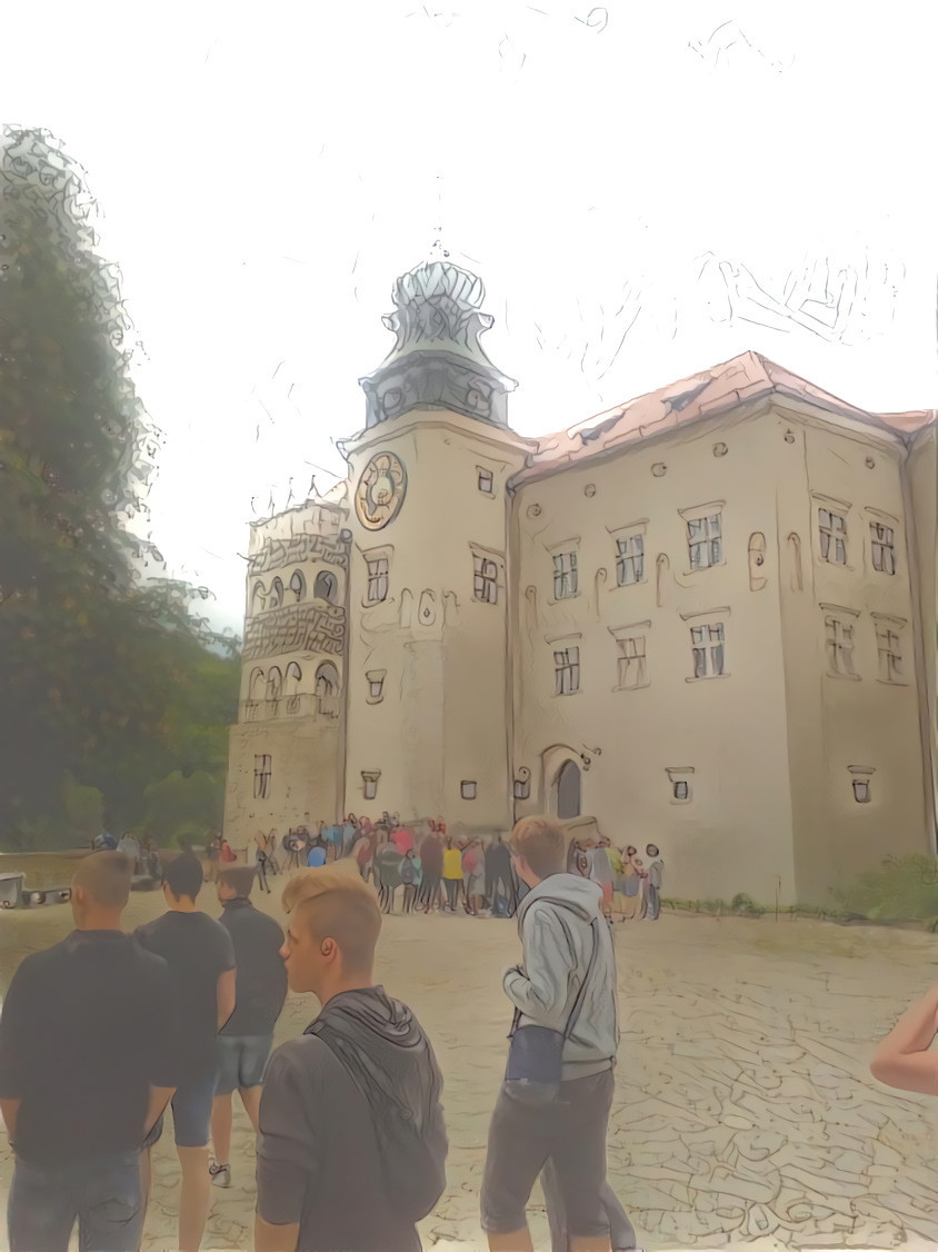 Pieskowa Skała Castle