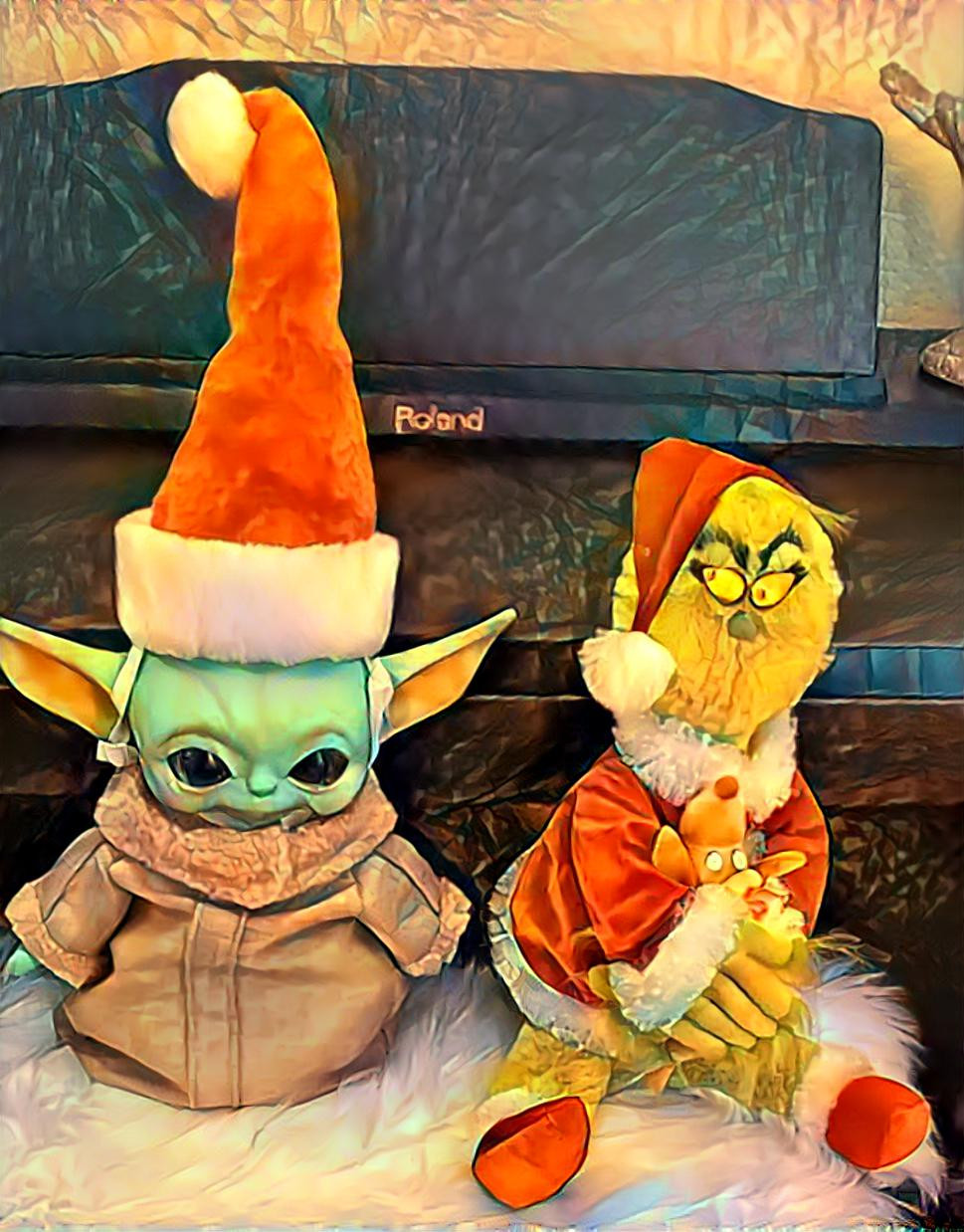 Baby yoda meets the grinch.  grogug?