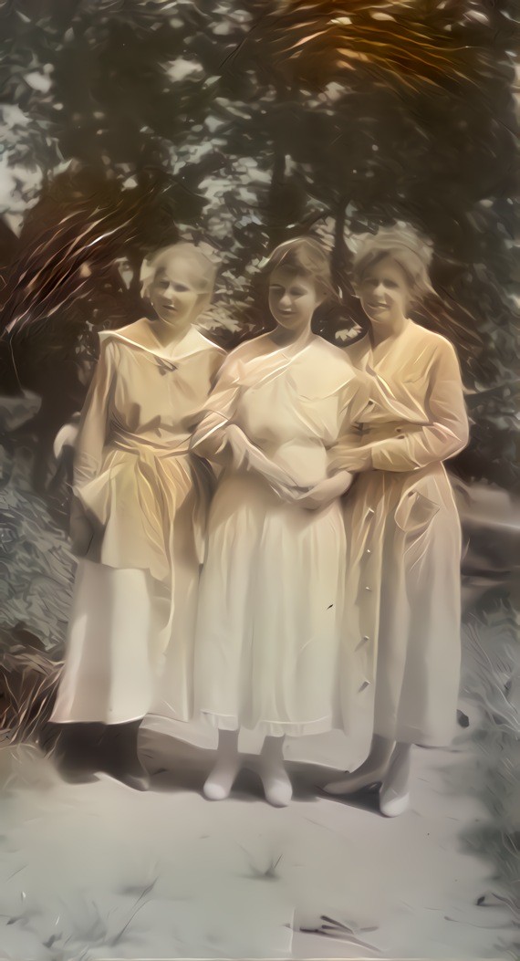 While World War I claimed an estimated 16 million lives, 50 million are estimated to have died in the Spanish Flu Epidemic of 1918. Marie (my grandmother, on the left) was one of them.  Family photo.